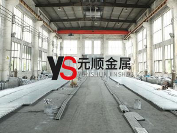 钢跳板对造船业发展的影响(图1) 钢跳板对造船业发展的影响(图1)